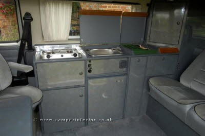 Vanatstic Volkswagen T3 Camper Interior