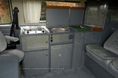 Vanatstic Volkswagen T3 Camper Interior