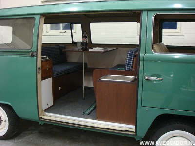 Early VW Bay Window Amescador